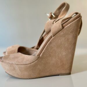 ALDO beige Women's wedged Sandals size 8.5